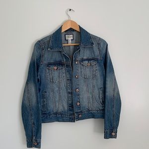 Forever 21 Denim Jacket in Medium Wash